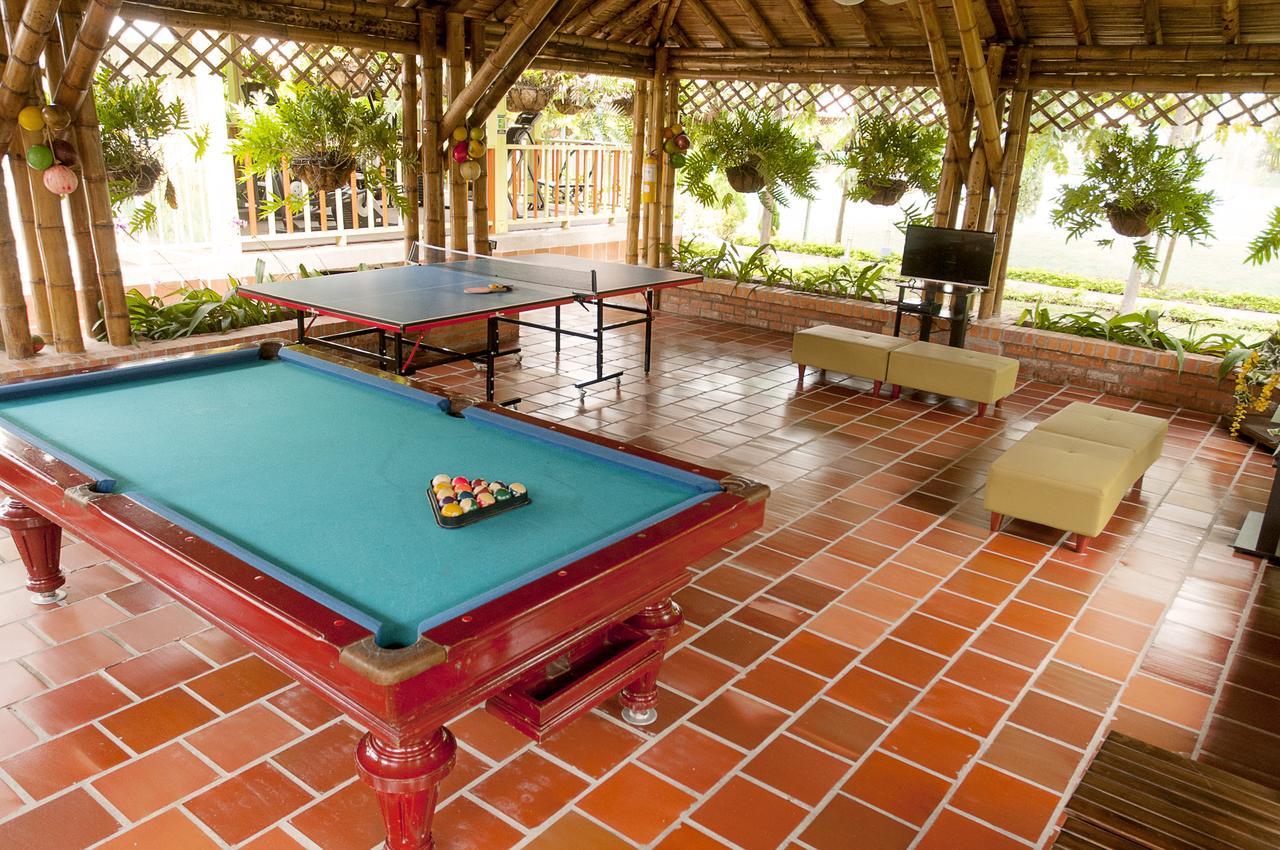 Hotel Campestre Tardes Calenas Yumbo Bagian luar foto