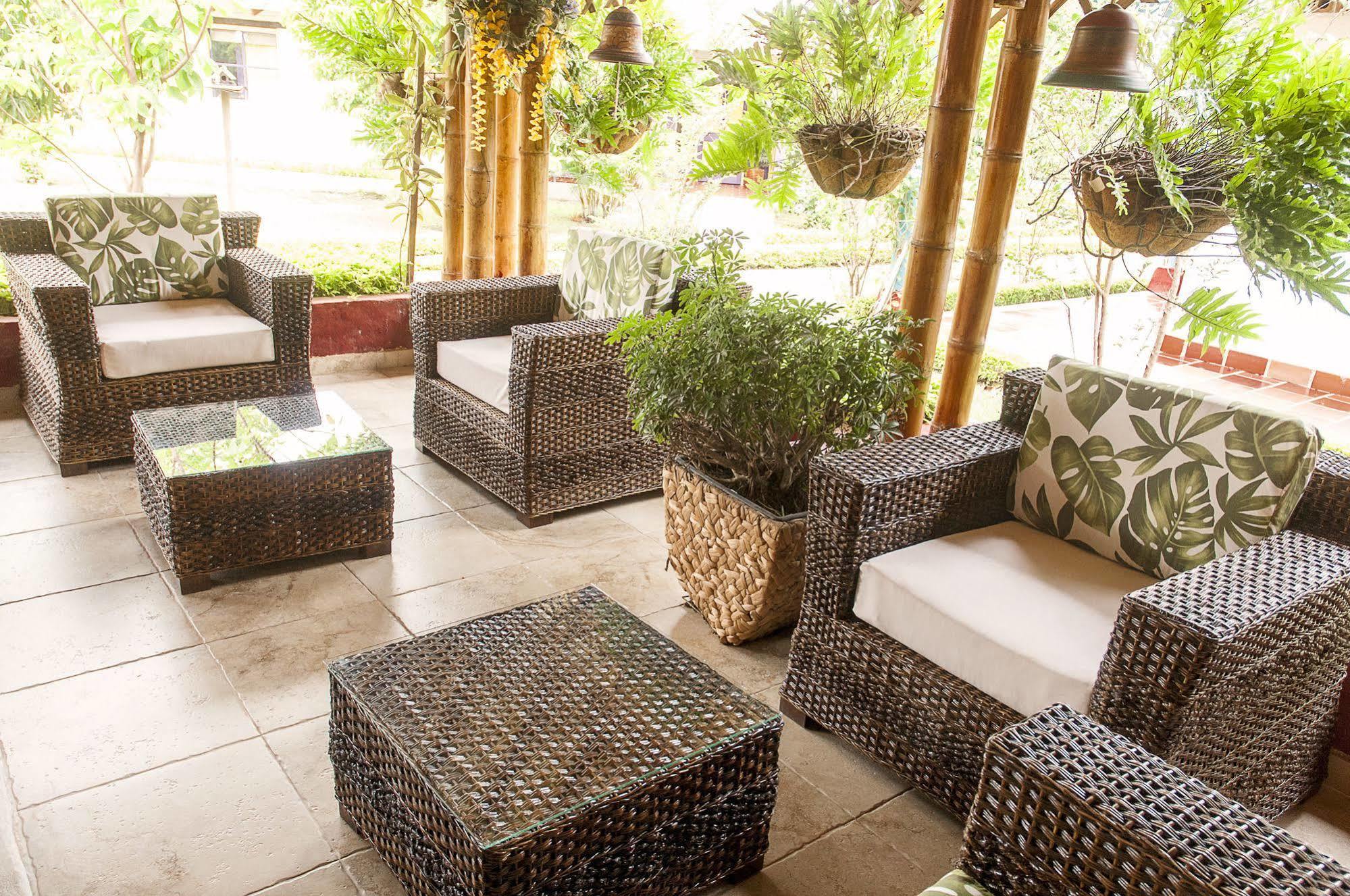 Hotel Campestre Tardes Calenas Yumbo Bagian luar foto